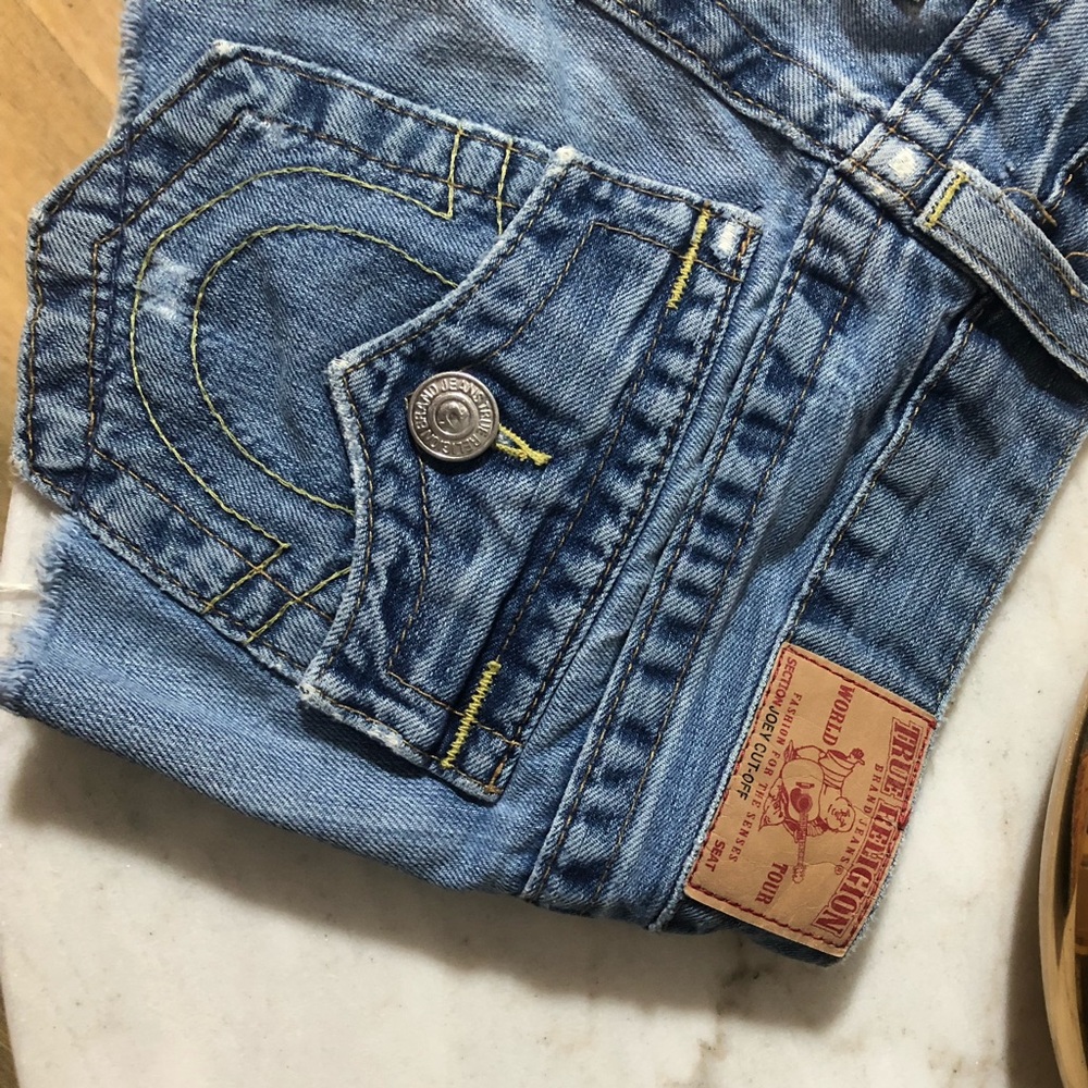 True Religion Shorts Size 26